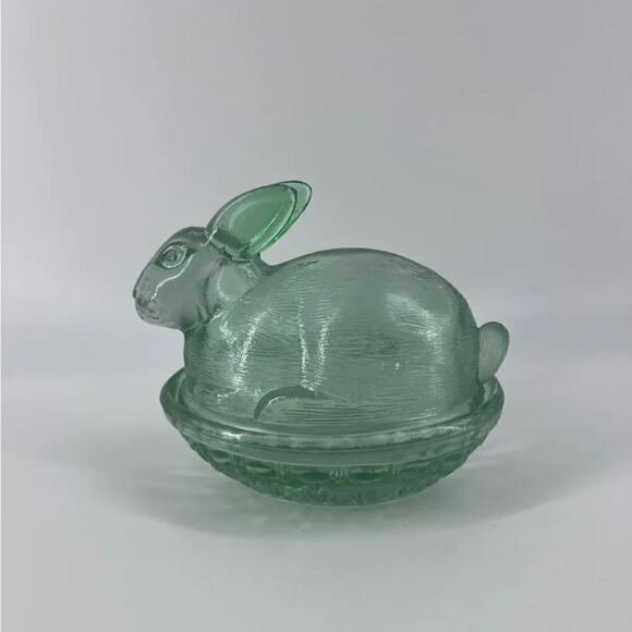 LE Smith Green Glass Bunny Rabbit On A Nest Covered Candy Dish - Picture 11 of 12